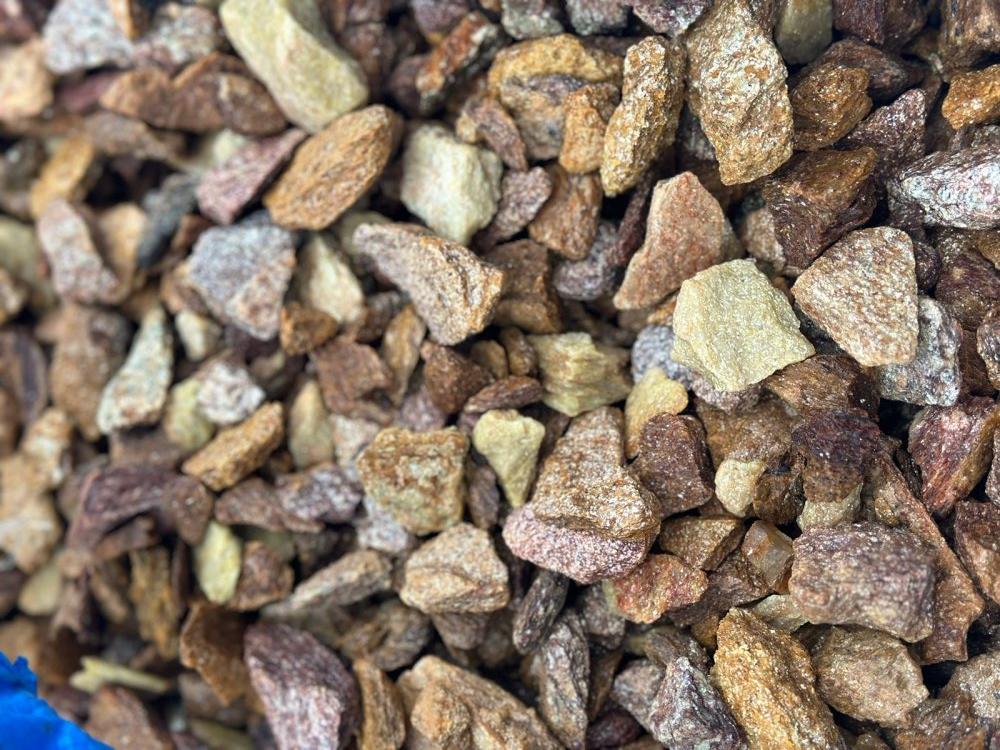 Златолит персиковый декоративная каменная крошка купить в Татарске