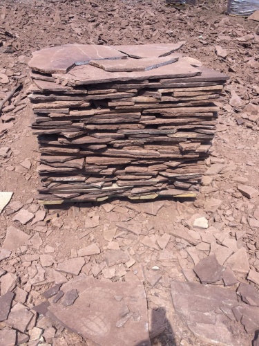 Плитняк лемезит бордовый для цоколя 1,5-2 см купить в Татарске