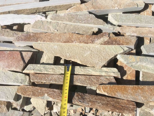 Горбушка златолит золотистый для облицовки купить в Татарске