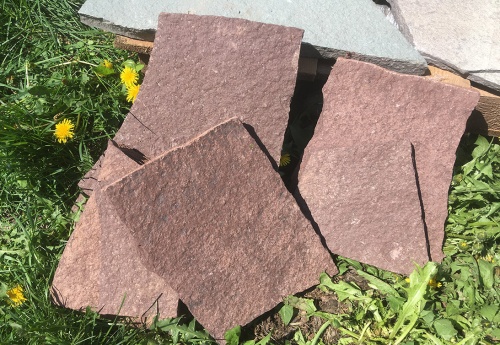 Плитняк лемезит бордовый для цоколя 1,5-2 см купить в Татарске