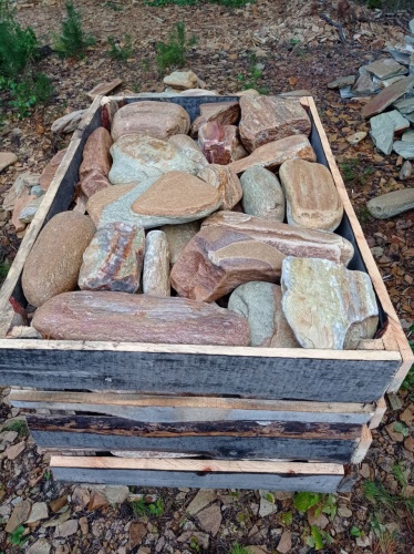 Златолит жёлтый, жёлто-зелёный глыбки и валуны для ланшафтного дизайна купить в Татарске