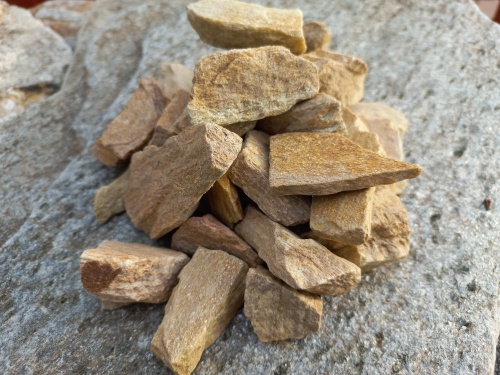 Златолит жёлтый декоративная каменная крошка купить в Татарске