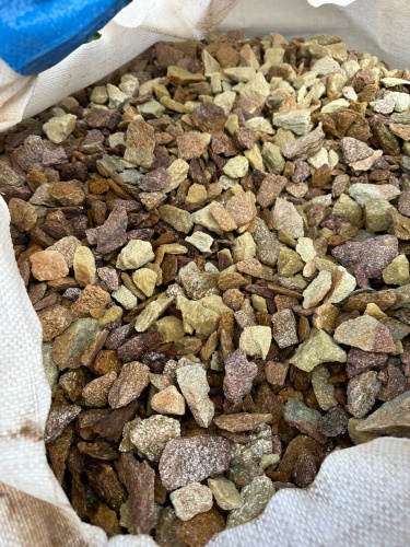 Златолит персиковый декоративная каменная крошка купить в Татарске