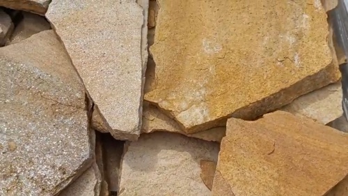Плитняк златолит жёлтый для цоколя купить в Татарске