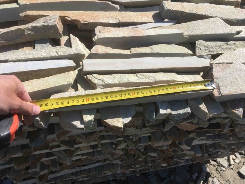 Горбушка златолит золотистый для облицовки купить в Татарске