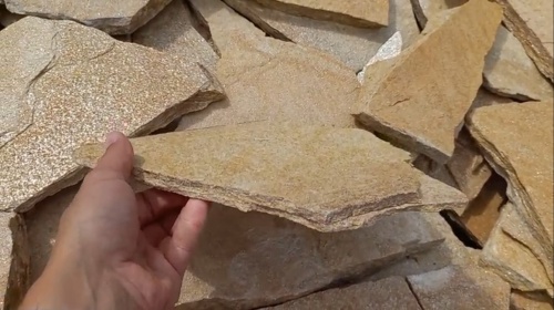 Плитняк златолит жёлтый для цоколя купить в Татарске