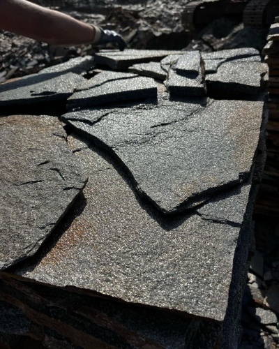 Плитняк златолит серебристый для фасада купить в Татарске